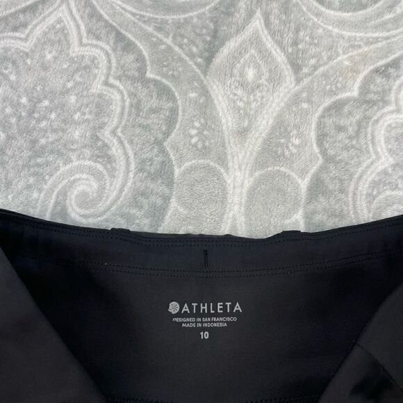 Womens Athleta Ascender Shorts - Picture 3 of 3